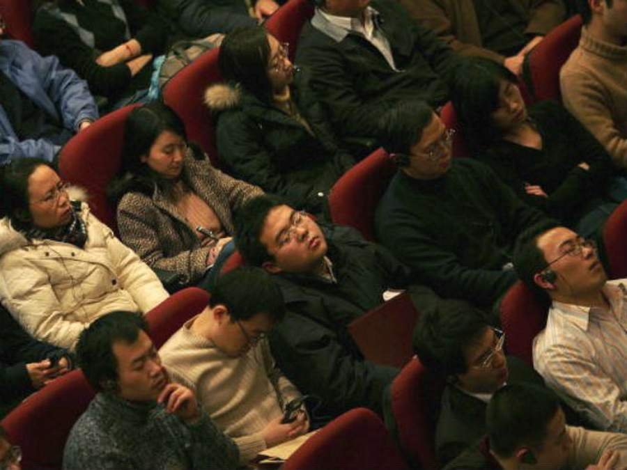 Kina: Kazna za funkcionere koji su zaspali na partijskom sastanku