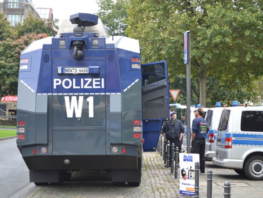 Njemačka policija pustila navijače Zvezde iz pritvora