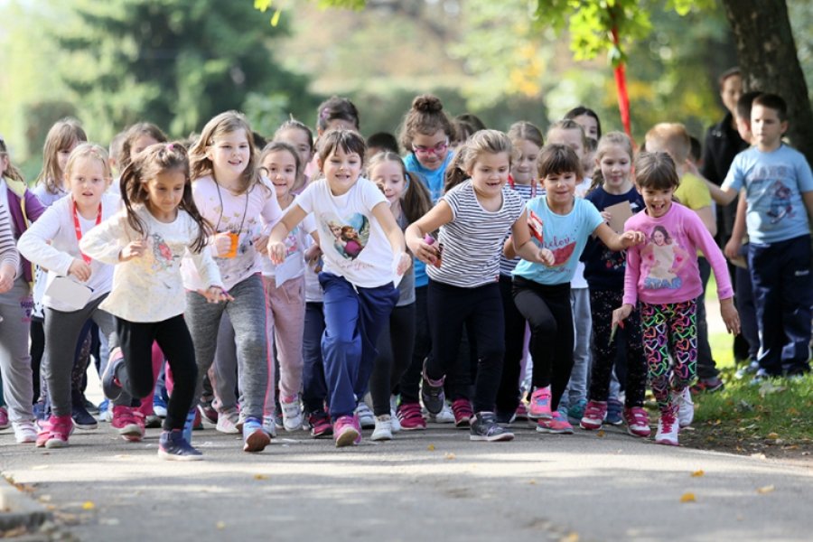 Na jesenjem krosu trčalo 650 osnovaca