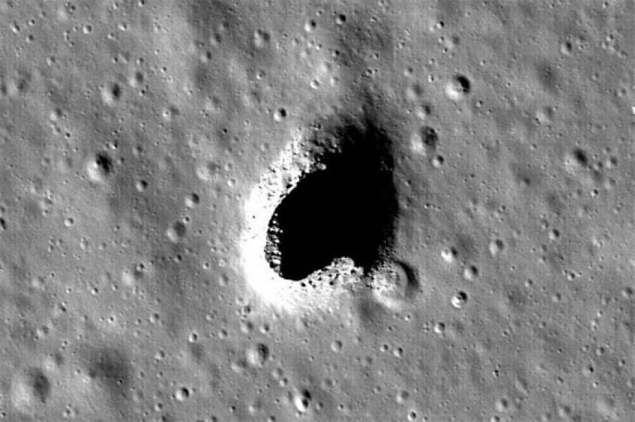 Japanci otkrili veliku pećinu na Mjesecu, moguće sklonište za astronaute