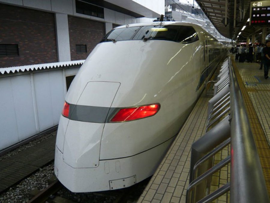 U Јapanu izvinjenje zbog polaska voza 20 sekundi ranije
