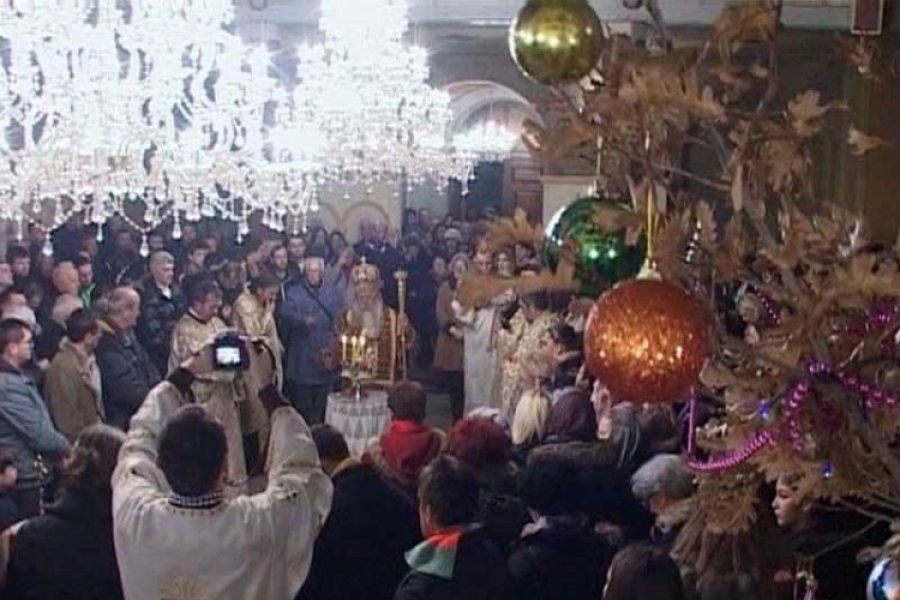 Pravoslavni vjernici proslavljaju Božić
