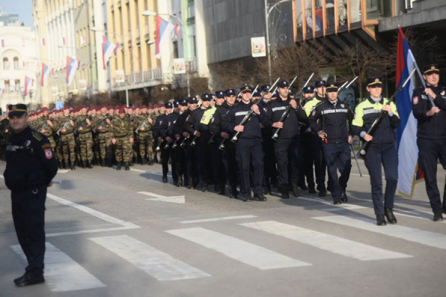 Srpska slavi 26. rođendan, svečani defile u 12 sati