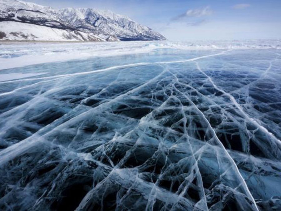 Svjetski rekord: 12 dana hoda po ledu preko Bajkala