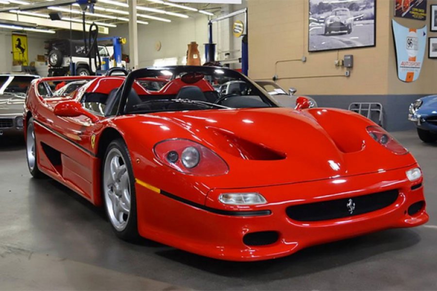 Prvi Ferrari F50 ide na aukciju
