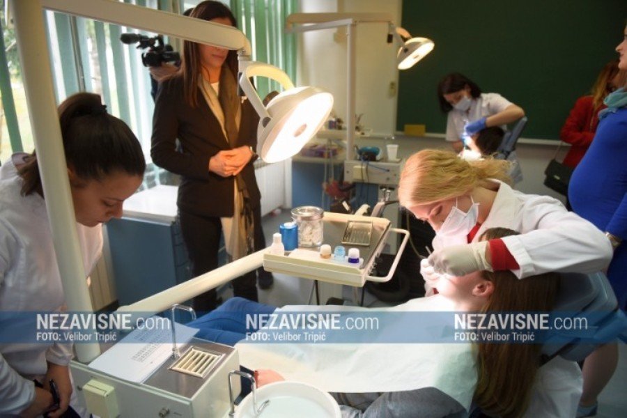 Poražavajuće stanje oralne higijene u RS: Karijes ima 90% šestogodišnjaka
