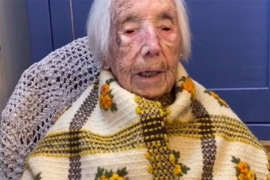 Baka pjesmom obilježila 110. rođendan i postala zvijezda