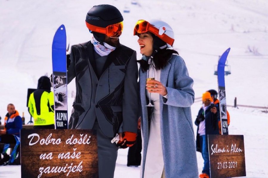Neobično vjenčanje na Bjelašnici: Sudbonosno "da" pod punom ski opremom