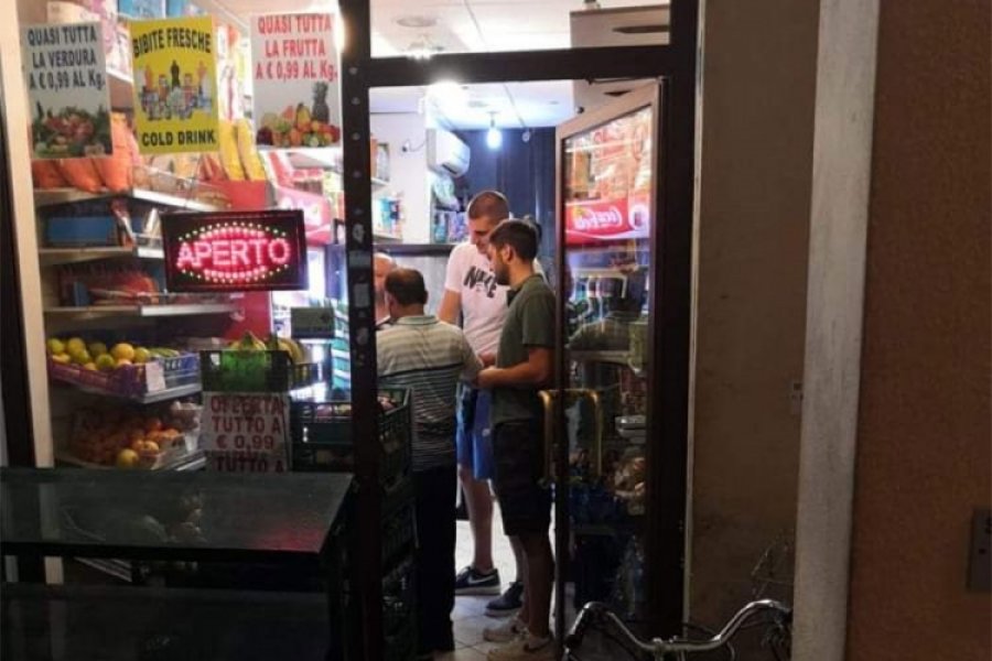 Italijani "poludjeli" za Jokićem: U kasne sate kupuje pivo u maloj prodavnici