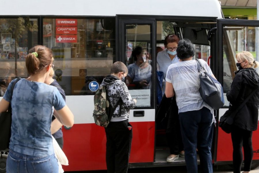 Prevoznici čekaju Stanivukovića: Nema prodaje mjesečnih karata