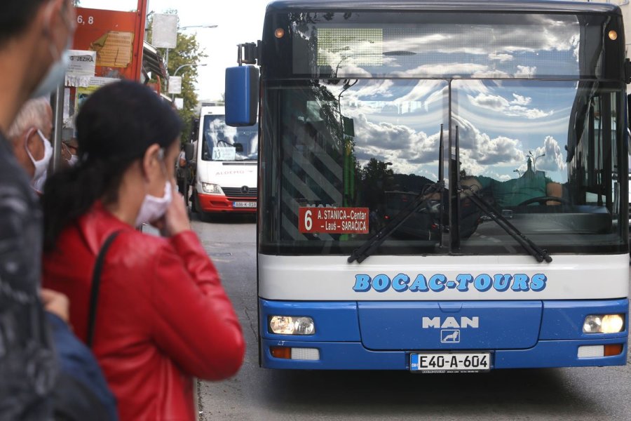 Vikendom i praznicima u januaru javni prevoz u Banjaluci i poslije ponoći