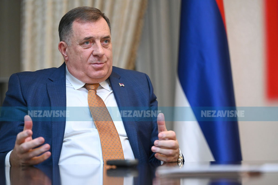 Dodik: Obezbijeđen novac za izbore i za veće plate