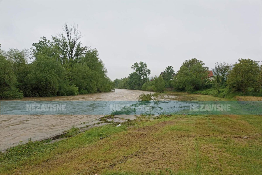 Izlila se Vrbanja kod Žutog mosta u Banjaluci