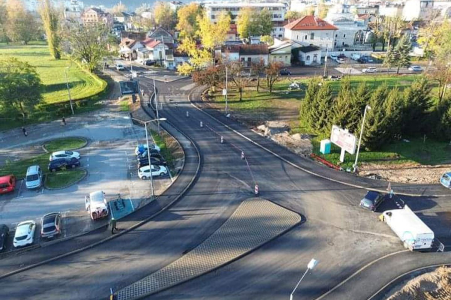 U funkciji dio kružne raskrsnice kod "Ekvatora"