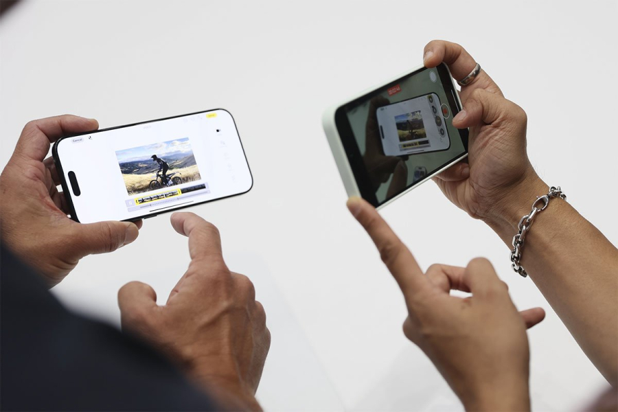 Optužena da je kupcu umjesto "Iphone" poslala dvije jabuke