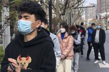 Raste broj zaraženih u Šangaju: Stanovnici se žale da nemaju hrane