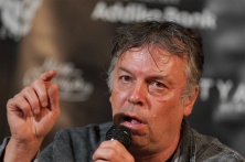 Oglasio se Nele Karajlić o tužbi "Zabranjenog pušenja"