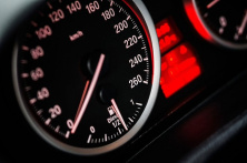 Istraživanje: Gotovo četvrtina mladih vozača ponaša se rizično za volanom