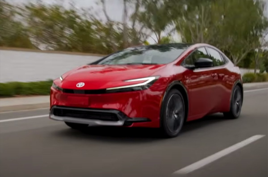 Toyota Prius je japanski automobil godine