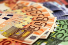 Povlače se stare novčanice od 50 evra