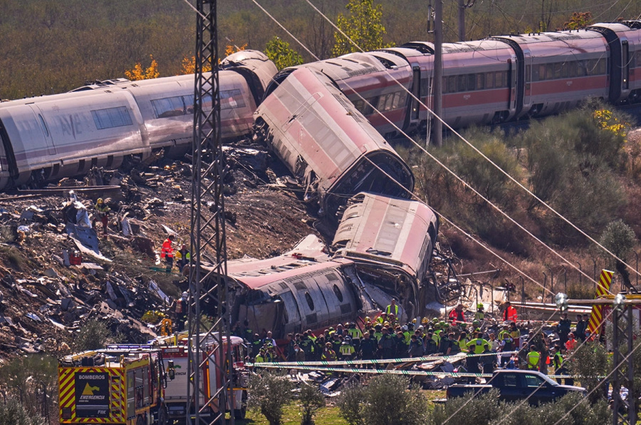 Otkrivena kobna greška koja je dovela do smrtonosnog sudara vozova u Španiji